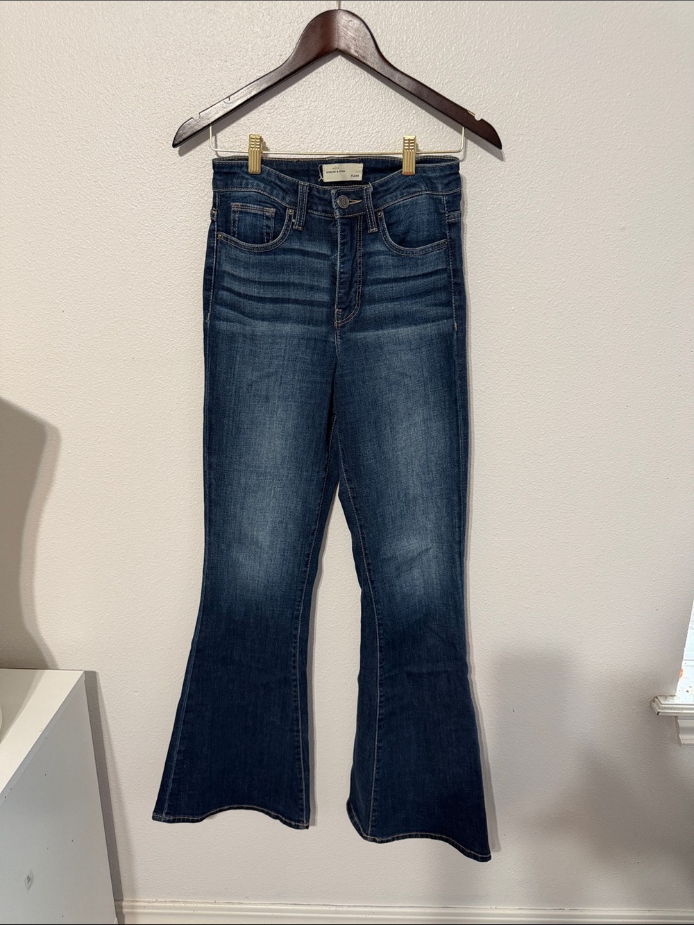 High-Rise Dark Blue Flare Jeans for Women — Classic Stretch Denim
